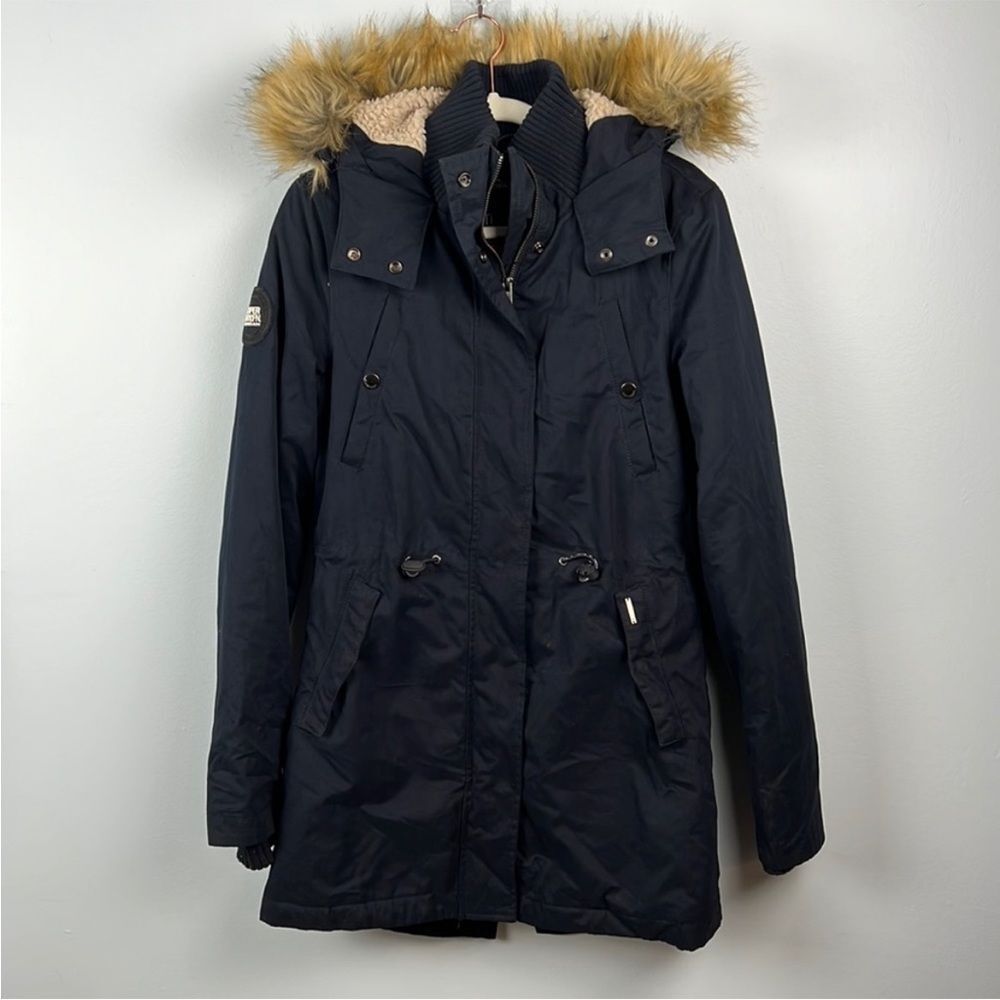 Superdry women’s Model microfibre new model faux fur jacket size small